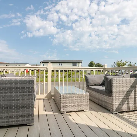 Holiday home Drake 11 *